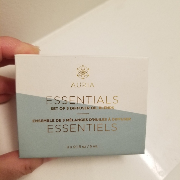 High quality Diffuser with 3 Essential Oils - Picture 3 of 5